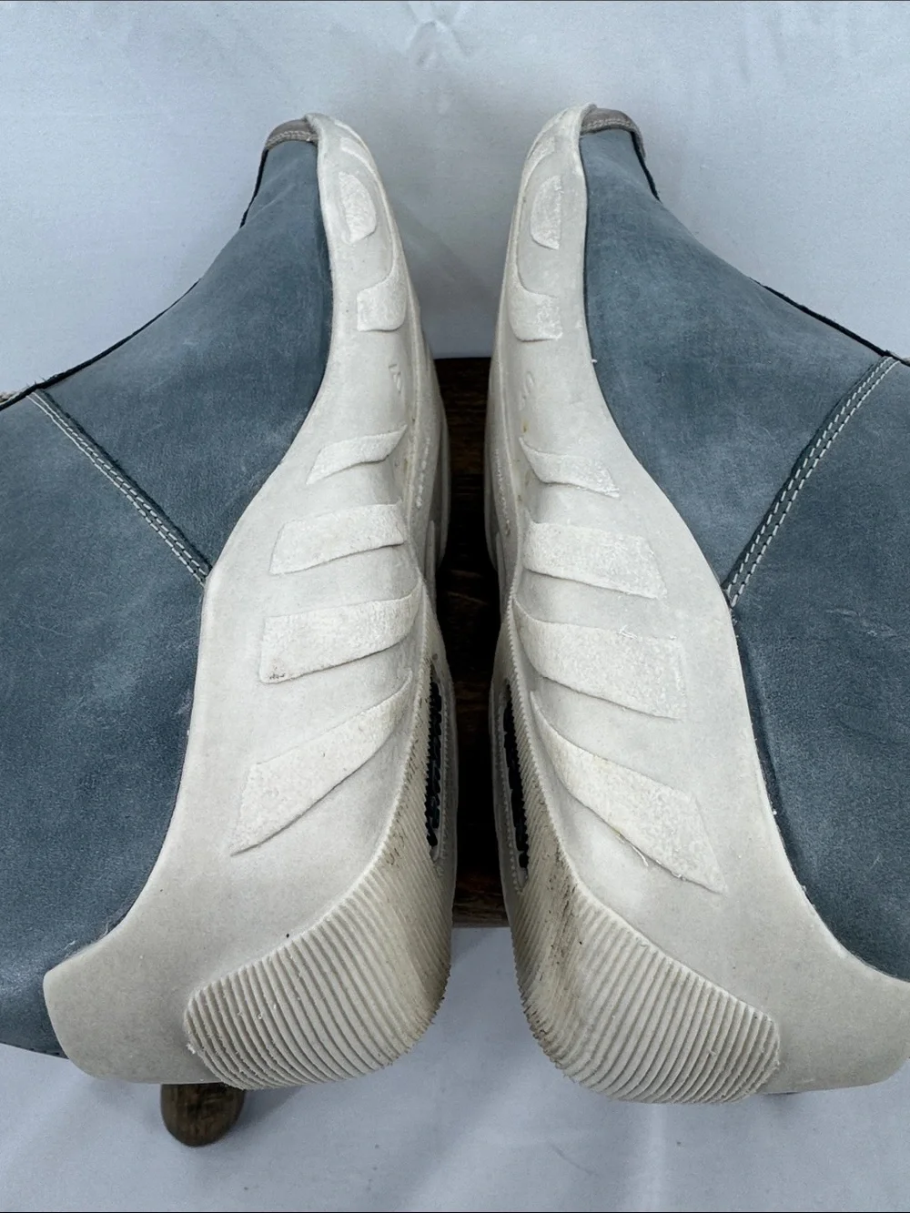 Remonte Womens R3408-15 Pale Blue Denim Leather Lace-up Sneakers, sz 40